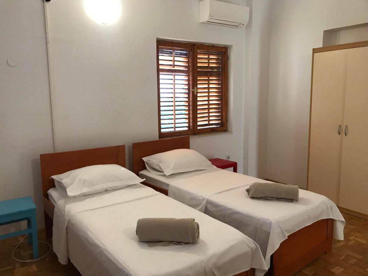 Six Bedroom Holiday Home Matea Ploce  Exterior foto
